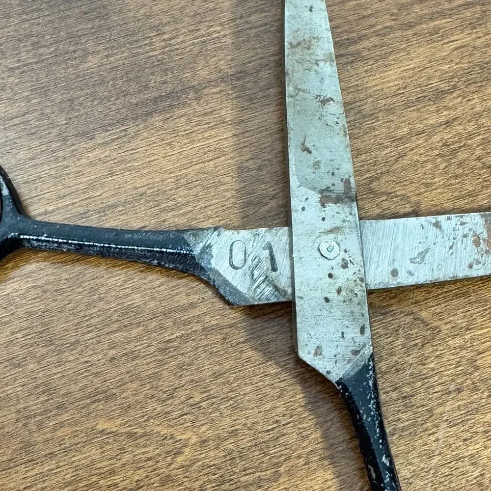 Vintage Taiwan Barber Hair Cutting Shears 5